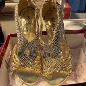 Almost new dress shoes!